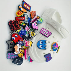 37PCS Casual and Cartoon Shoe Flower and Buckle Bracelet