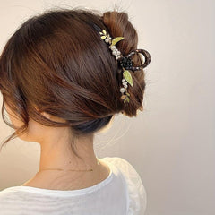 Large Rose Faux Pearl Hair Claw Back Head Shark Claw Flower Hair Accessories