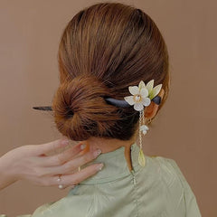 Vintage Chinese Style Wooden Hair Pin with Tassel