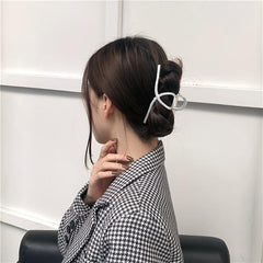 Metal Twist Hair Claw Ponytail Holder Shark Claw Hair Accessories For Women
