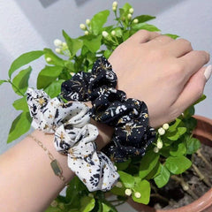 2pcs Boho Foral Print Scrunchies Hair Tie Glod Sparkle Hair Rope