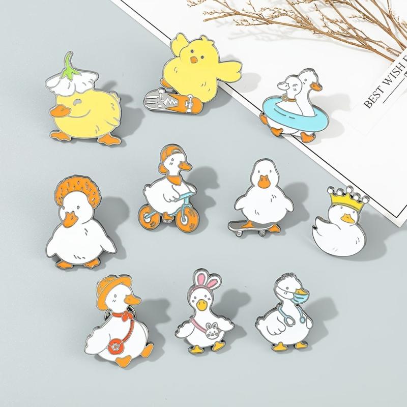 Duck Flat Billed Pin Cartoon Yellow Duck All Sports Series Metal Pin