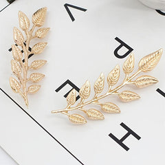 Leaf Shape Brooch Pin Sweater Collar Buckle Emblem Jewelry