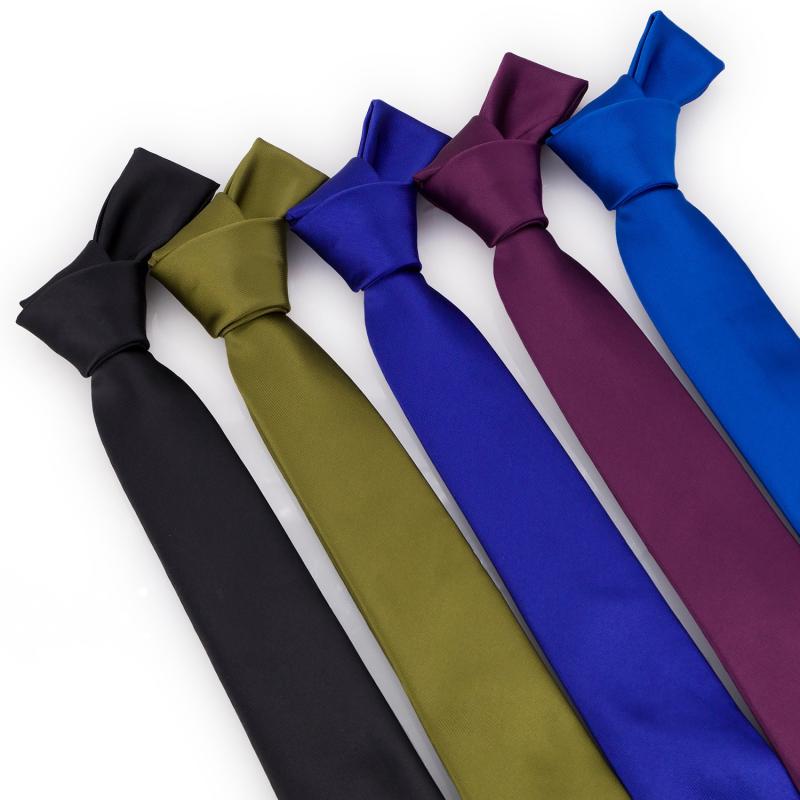 Men's Solid Polyester Tie Business Casual Neckline Collar Tape