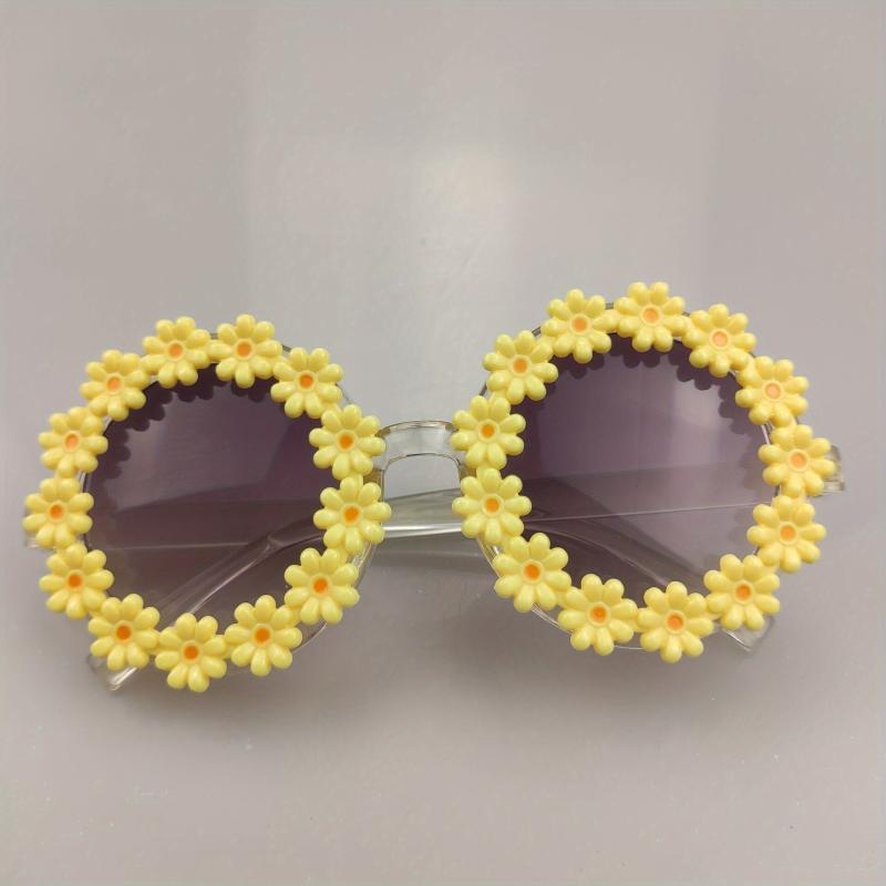 Girls Daisy Sunglasses Round Frame UV Protection Travel Outdoor Kids Accessory