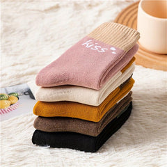 5 Pairs Letter Print Comfy Crew Socks Women's Stockings
