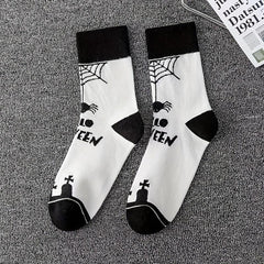 5 Pairs Skull & Bat Print Socks, Comfy & Funny Halloween Women's Stockings