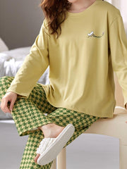 Graphic Print Pajama Set Long Sleeve Top & Pants