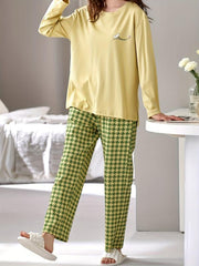 Graphic Print Pajama Set Long Sleeve Top & Pants