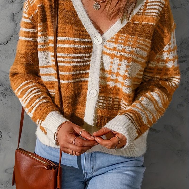 Women's Plus Plaid Print V-Neck Cardigan