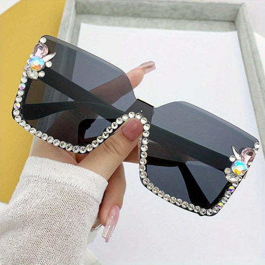 Oversized Rhinestone Gradient Sunglasses for Women UV400