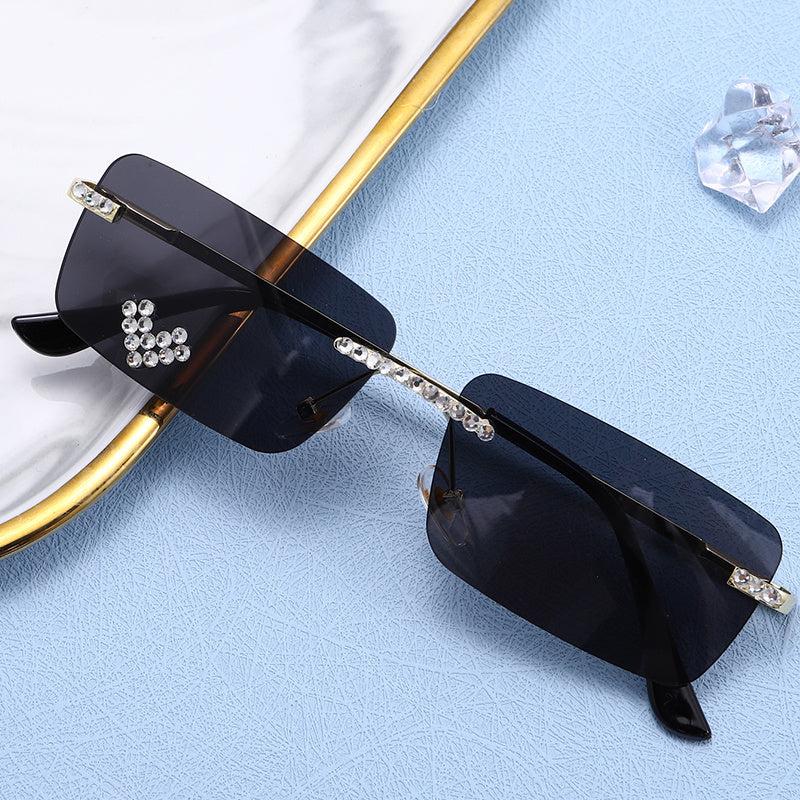 Small Frame Heart Sunglasses Cute Fashion Vintage Style