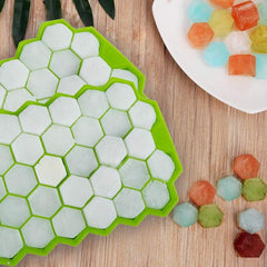 Silicone Honeycomb Ice Cube Tray with 37 Cavities and Lids