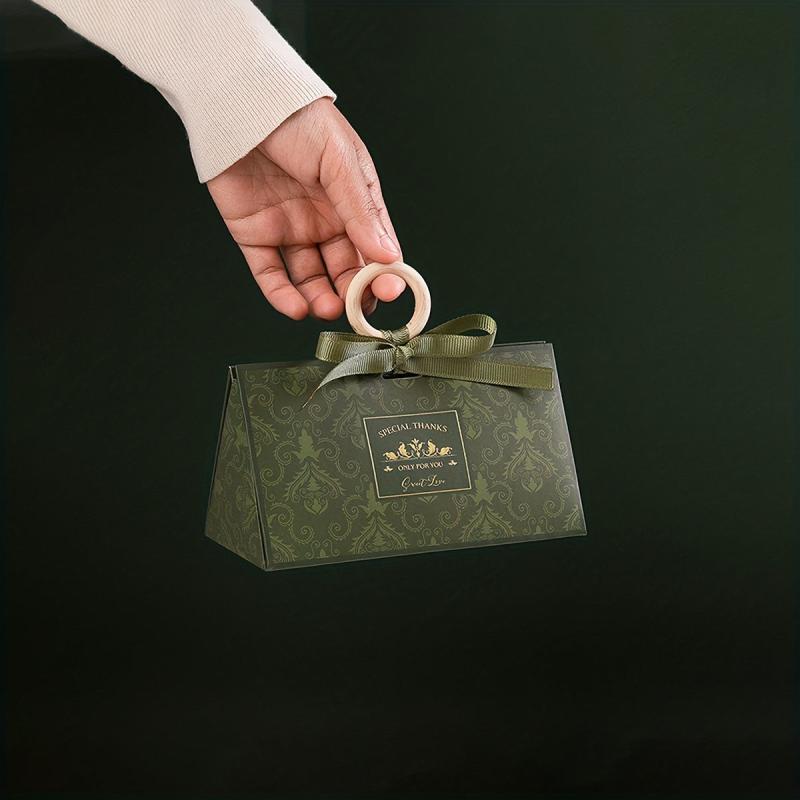 10pcs Green Triangle Candy Boxes for Weddings and Parties