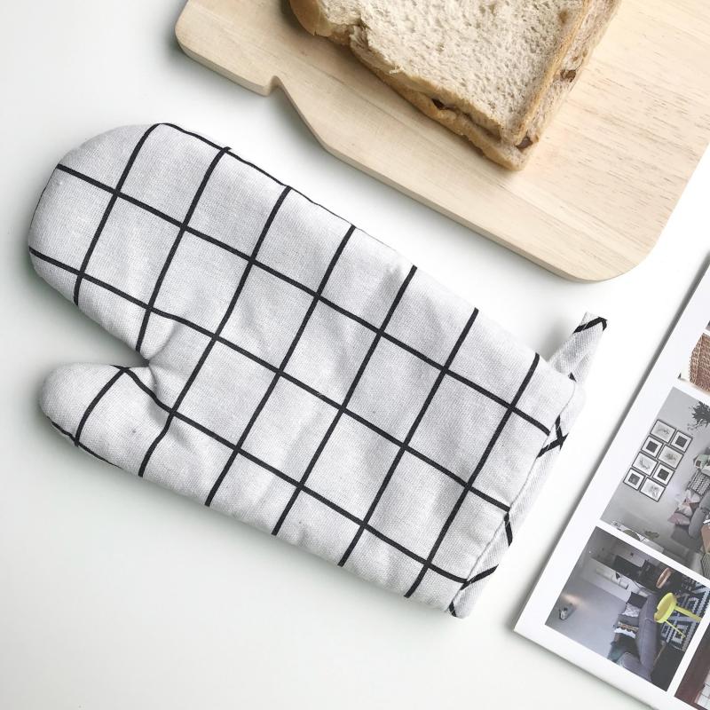 Nordic Style Oven Gloves High Temperature Resistant Anti-fouling Mat