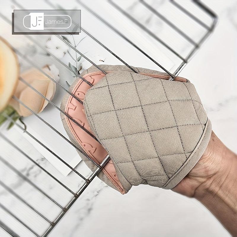 Silicone Oven Mitts Heat Resistant Double Layer Baking Insulation Gloves