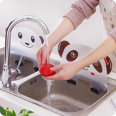 Waterproof Kitchen Sink Splash Guard Protects Dishes and Vegetables