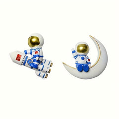 2pcs Astronaut Fridge Magnets Whiteboard Sticker