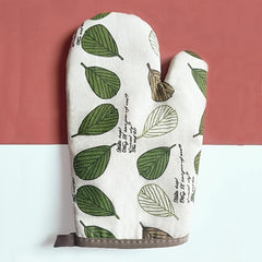 Cartoon Leaf Insulation Gloves for Oven and Kitchen Use