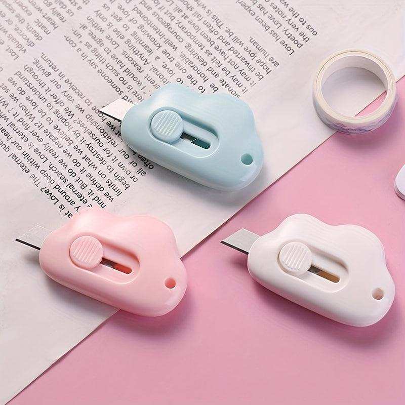 Girl's Heart Lovely Cloud Mini Portable Student Art Express Box