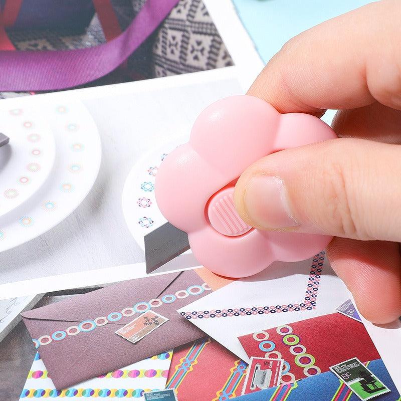 Mini Utility Flower Pocket Box Cutter