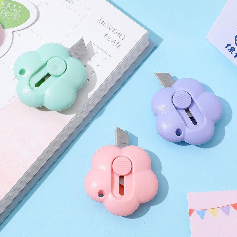 Mini Utility Flower Pocket Box Cutter
