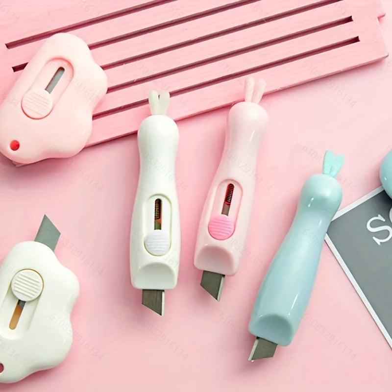 2pcs Cartoon Manual Retractable Utility For School Office Cutting Paper