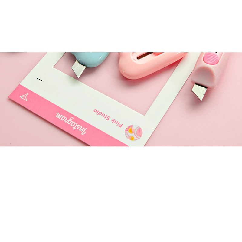 2pcs Cartoon Manual Retractable Utility For School Office Cutting Paper