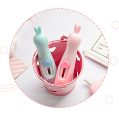 2pcs Cartoon Manual Retractable Utility For School Office Cutting Paper