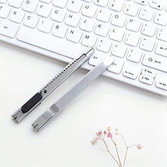 Small Stainless Steel Electrician Wallpaper Cutting Tool