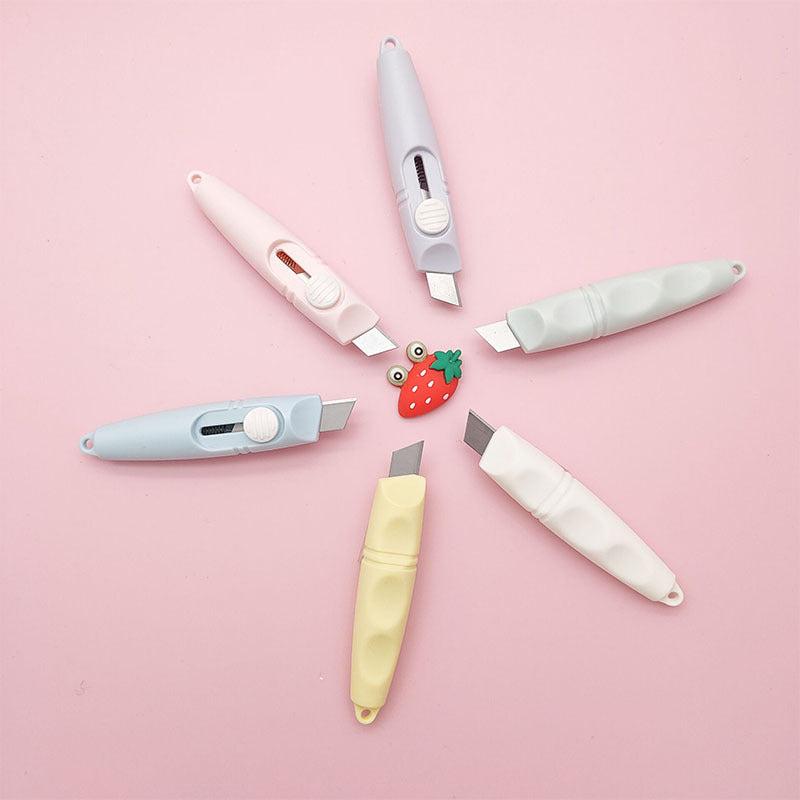 Mini Student Utility Self locking Small Creative Whistle Paper Cutting