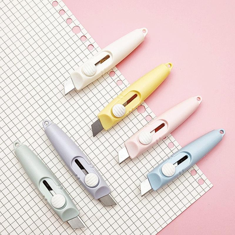 Mini Student Utility Self locking Small Creative Whistle Paper Cutting