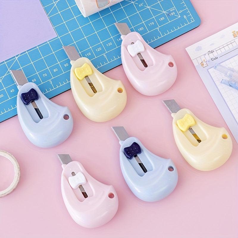 Chicken Shape Mini Carry on Small Wrap Box Opening