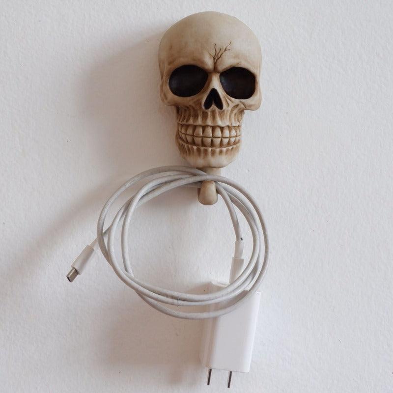 2pcs Skull Hook Wire Harness Storage Key Hook Halloween Wall Decoration