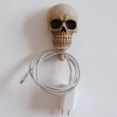 2pcs Skull Hook Wire Harness Storage Key Hook Halloween Wall Decoration