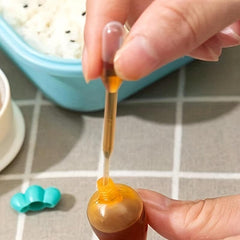 4pcs Carrot Mini Sauce Bottle Japanese Style Salad Tomato Dispensing Bottle