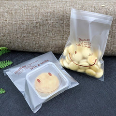 100pcs Smile Face Sealing Bag for Bread and Baking