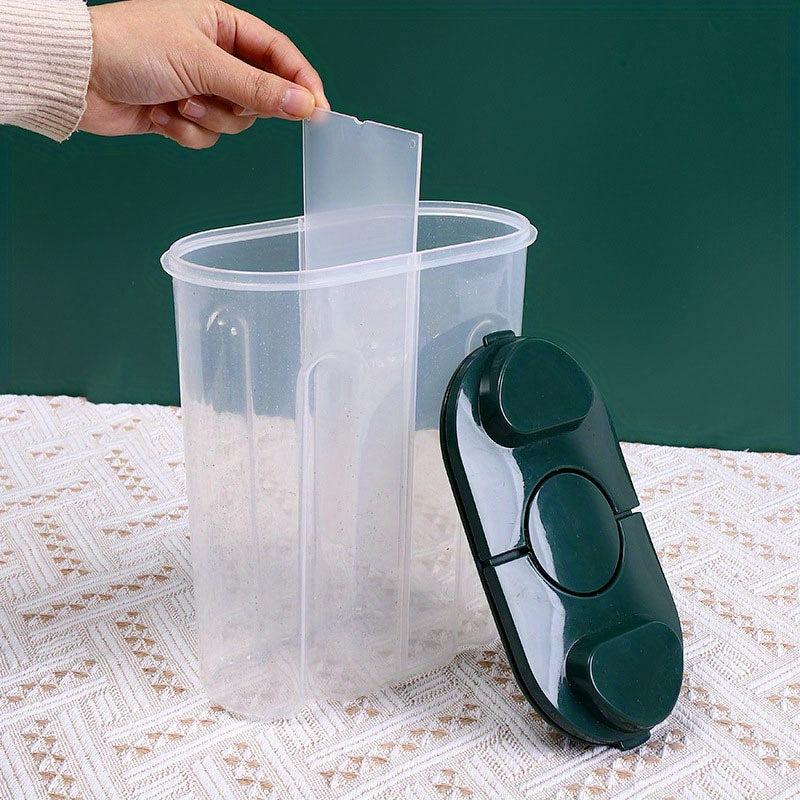Kitchen Storage Container with Lid and Bulkhead for Dry Foods