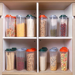 Kitchen Storage Container with Lid and Bulkhead for Dry Foods
