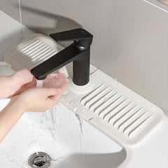 Non-slip Countertop Mat for Faucet Draining, Kitchen Silicone Mat
