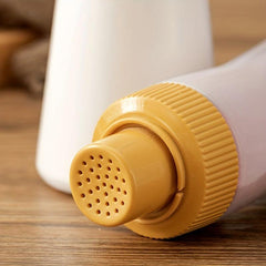 1pc Squeeze Plastic Shaker Bottle Kitchen Seasoning Shaker Sugar Powder