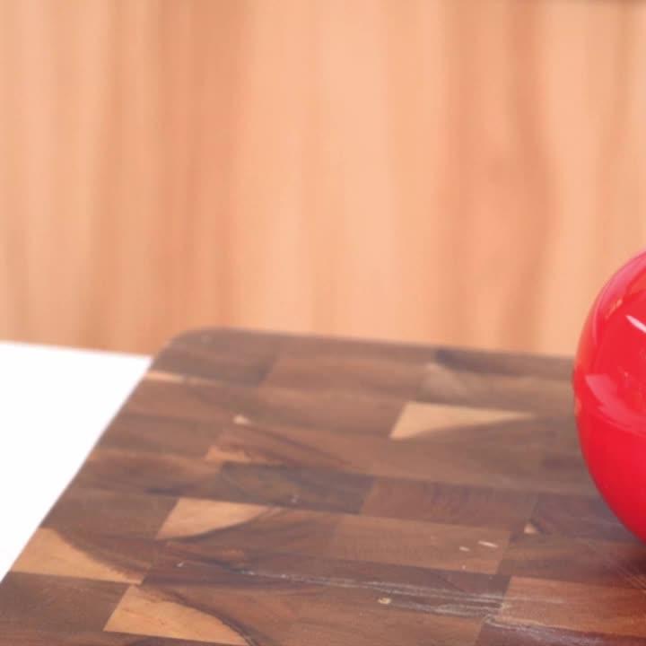 Tomato Shaped Plastic Sealing Storage Box 450ml