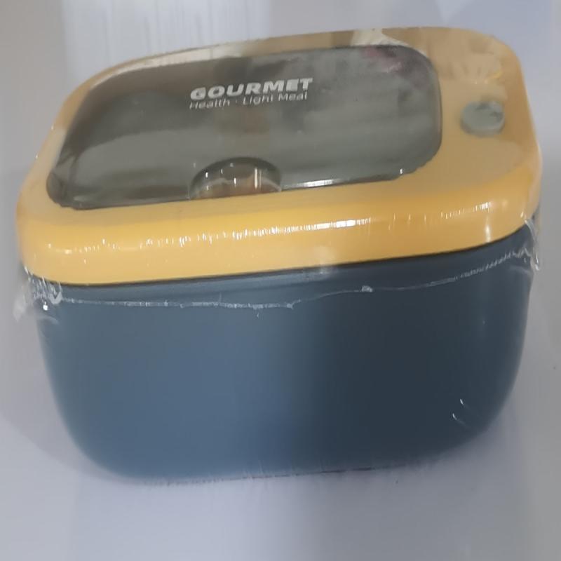 Portable Divided Lunch Box with Spoon and Chopsticks - Microwave Safe