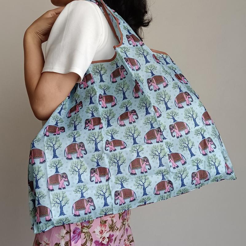 2pcs Cartoon Cat Shoulder Bag Large Capacity Foldable Eco-Friendly Shopping Bag