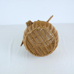 Handwoven Rattan Animal Shape Shopping Basket for Snacks and Fruit Storage