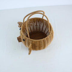 Handwoven Rattan Animal Shape Shopping Basket for Snacks and Fruit Storage