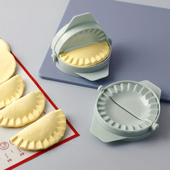 Dumpling Maker Empanadas Press Mold for Pierogi Pastelitos Calzone Turnovers