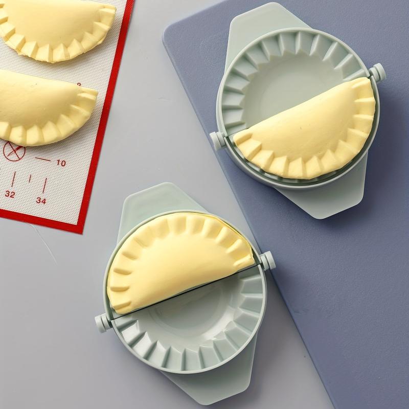 Dumpling Maker Empanadas Press Mold for Pierogi Pastelitos Calzone Turnovers