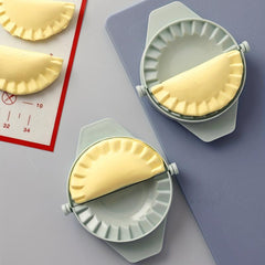 Dumpling Maker Empanadas Press Mold for Pierogi Pastelitos Calzone Turnovers