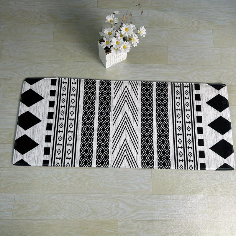 Soft Geometric Printed Area Rug - Modern Non-slip Bedroom Floor Mat